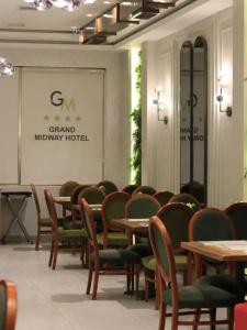 Grand Midway - 37