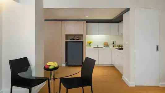 Phachara Suites Sukhumvit - 43