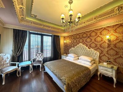 Golden Horn - 64