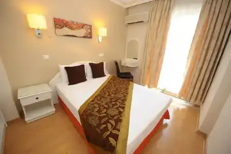Suite Laguna Otel - 14