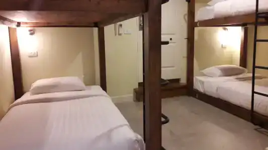 Siri Poshtel Bangkok - Sha Extra Plus - 14