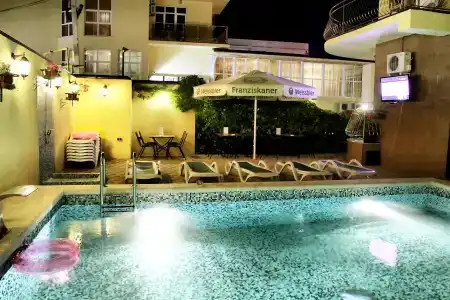 Green Plaza - 8