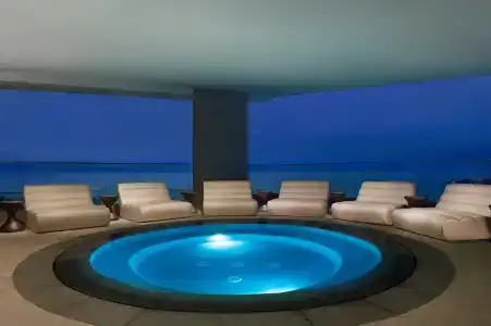 Wyndham Garden Ajman Corniche - 5