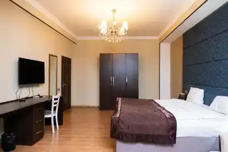 Grand Mirror - 2