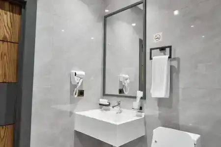 Diamond - 40