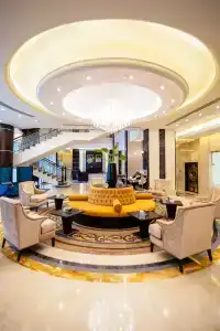 Golden Tulip - 1
