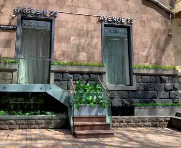 Avenue 23 - 0