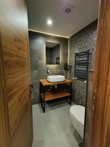 TownHouse - 105