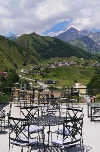 Mount Inn Kazbegi - 8