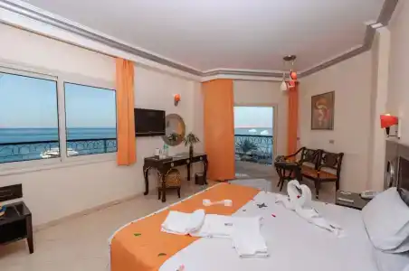 King Tut Aqua Park Beach Resort - 10