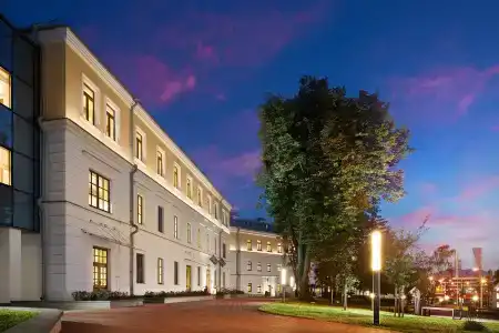 The Basilian Minsk, Curio Collection By Hilton - 0