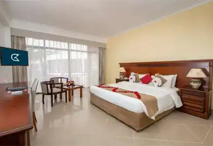 Golden Tulip - 20