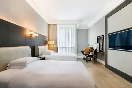 The Ritz-Carlton, - 33