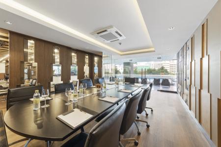 Golden Tulip Mandison Suites - 23