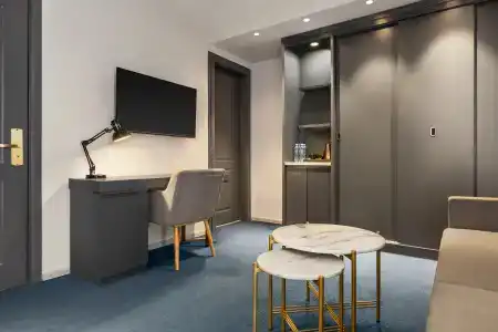 Ramada by Wyndham Tbilisi Old City - 42