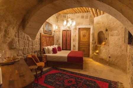 Solo Cave Suites - 17
