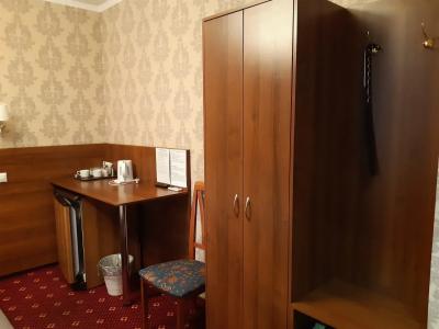 Нефтяник - 53