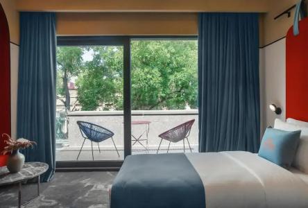 Heritage and Suites - 9