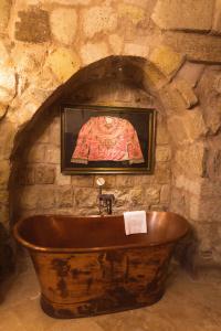 Solo Cave Suites - 3