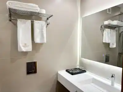 Resident Abay - 54