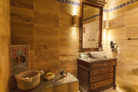 Solo Cave Suites - 50