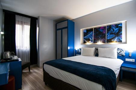 Lapis Inn & Spa ( Ex. Ambassador) - 1