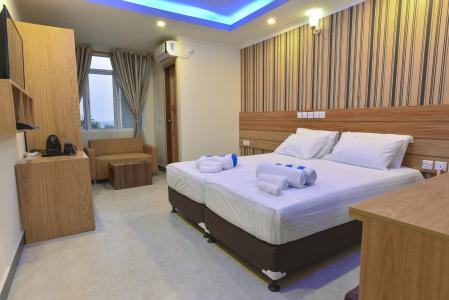 Ocean Retreat and Spa - 5