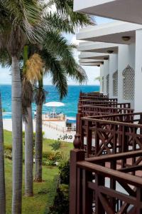 Golden Tulip - 4