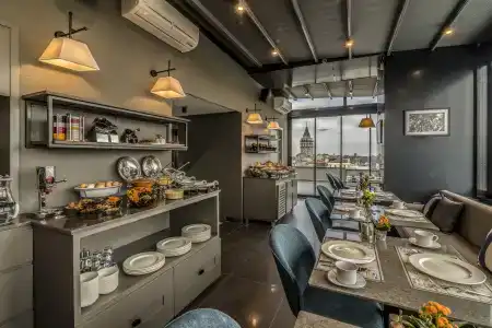 Galata Times Boutique - 12