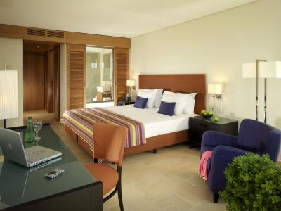 Kernos Beach & Bungalows - 11