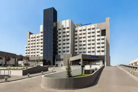 Wyndham - 8