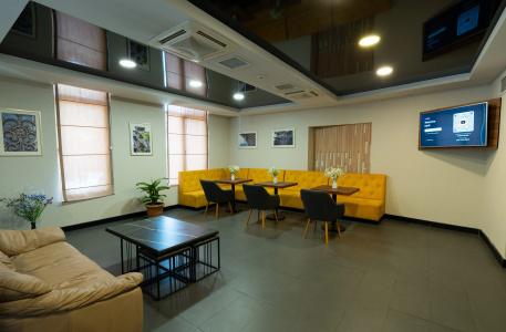 Gallery Inn - 2