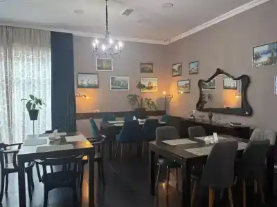 Aura Boutique - 9