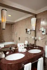 Crowne Plaza Minsk - 64