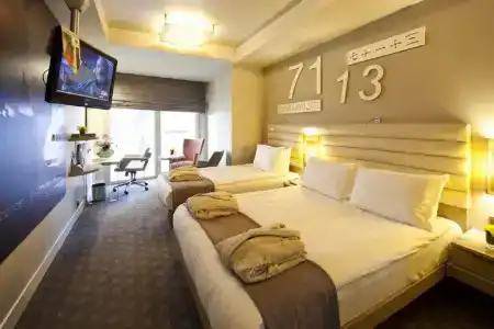 Ramada by Wyndham Istanbul Pera - 12