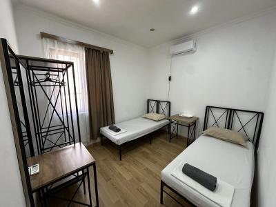 Komitas Avenue Guest House - 29