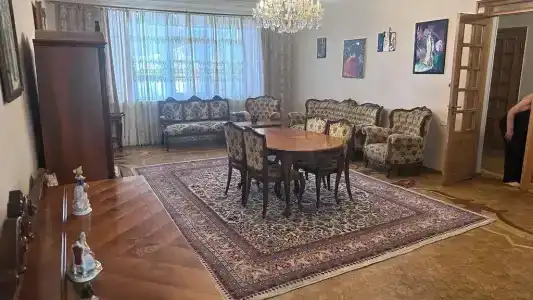 улица Гюльбенкяна Апартаменты - 28