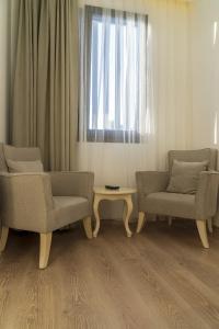 Channel Suites - 65