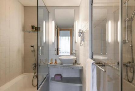 Novotel Suites Dubai Mall of the Emirates - 44
