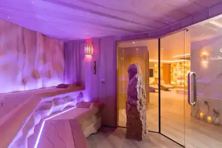 Nobil Luxury Boutique - 17