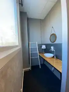 SEAL-hostel - 11