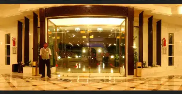 El Mouradi Palm Marina - 18