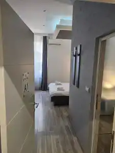Central Park Residence - 12
