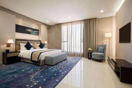 Wyndham Garden - 11