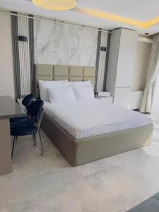 Aymira Suite - 19