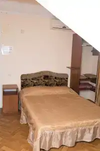 Гостевой Дом с Колоннами - 34
