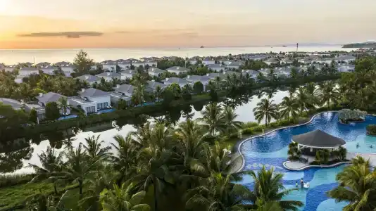VinOasis Phu Quoc (Unlimited Access to Water Park) - 2