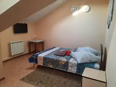 Valerie - 21
