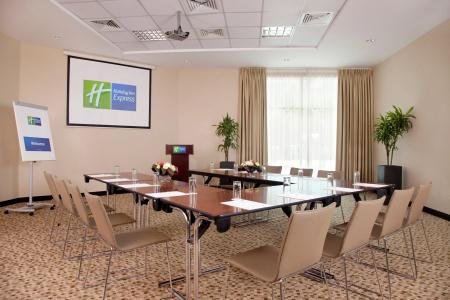 Holiday Inn Express Dubai Safa Park, an IHG - 30