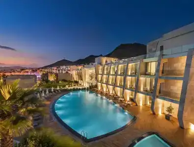 Swissôtel Resort Bodrum Beach - 4